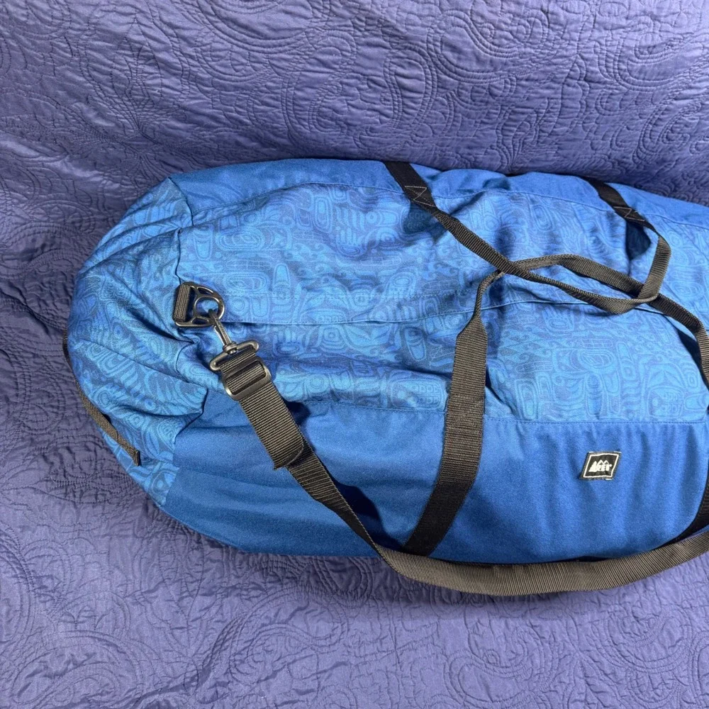 Vintage REI XXL Blue Tribal Print Duffel Bag Travel Camp Gym Shoulder Strap